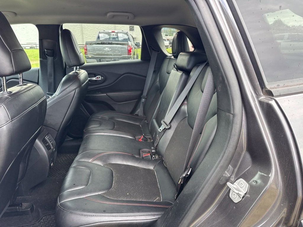 2022 Jeep Cherokee Trailhawk