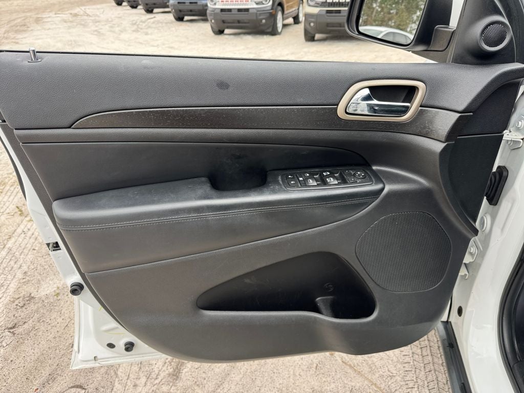 2017 Jeep Grand Cherokee Laredo