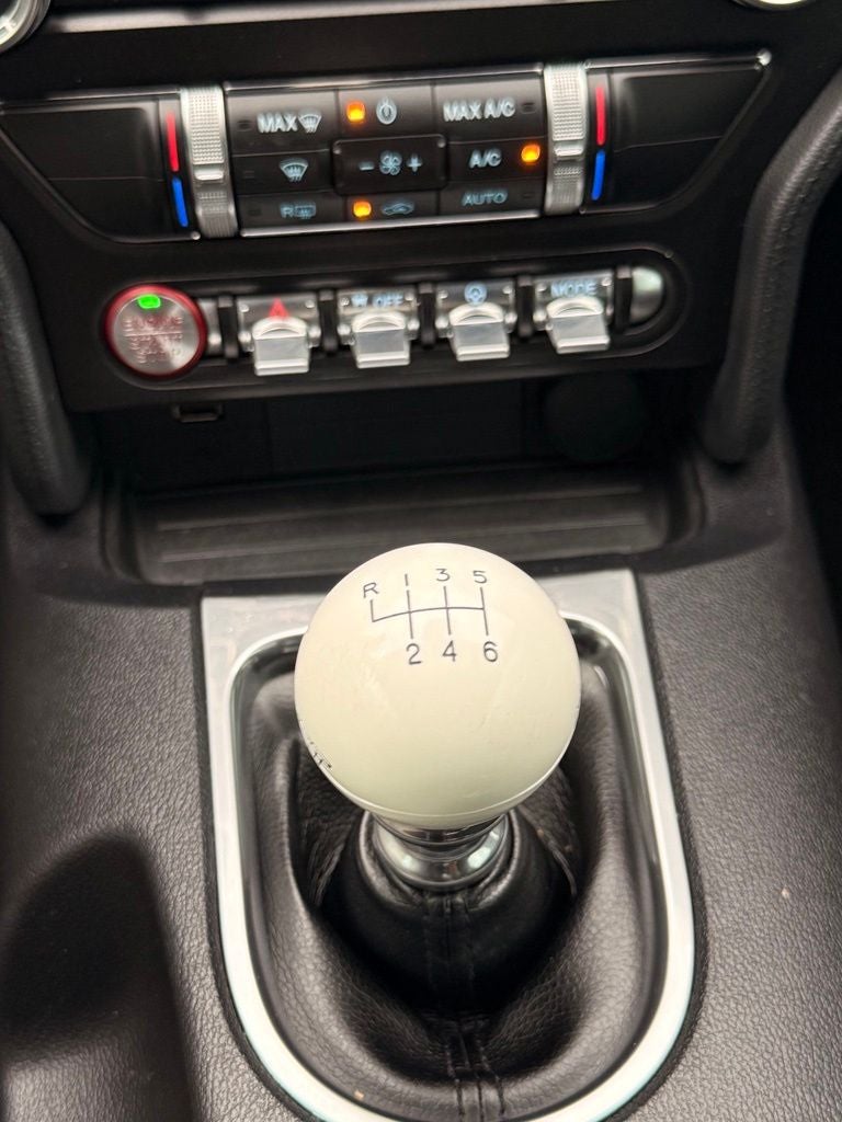 2020 Ford Mustang EcoBoost