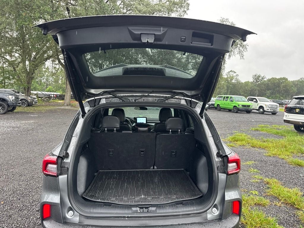 2025 Ford Escape Hybrid ST-Line