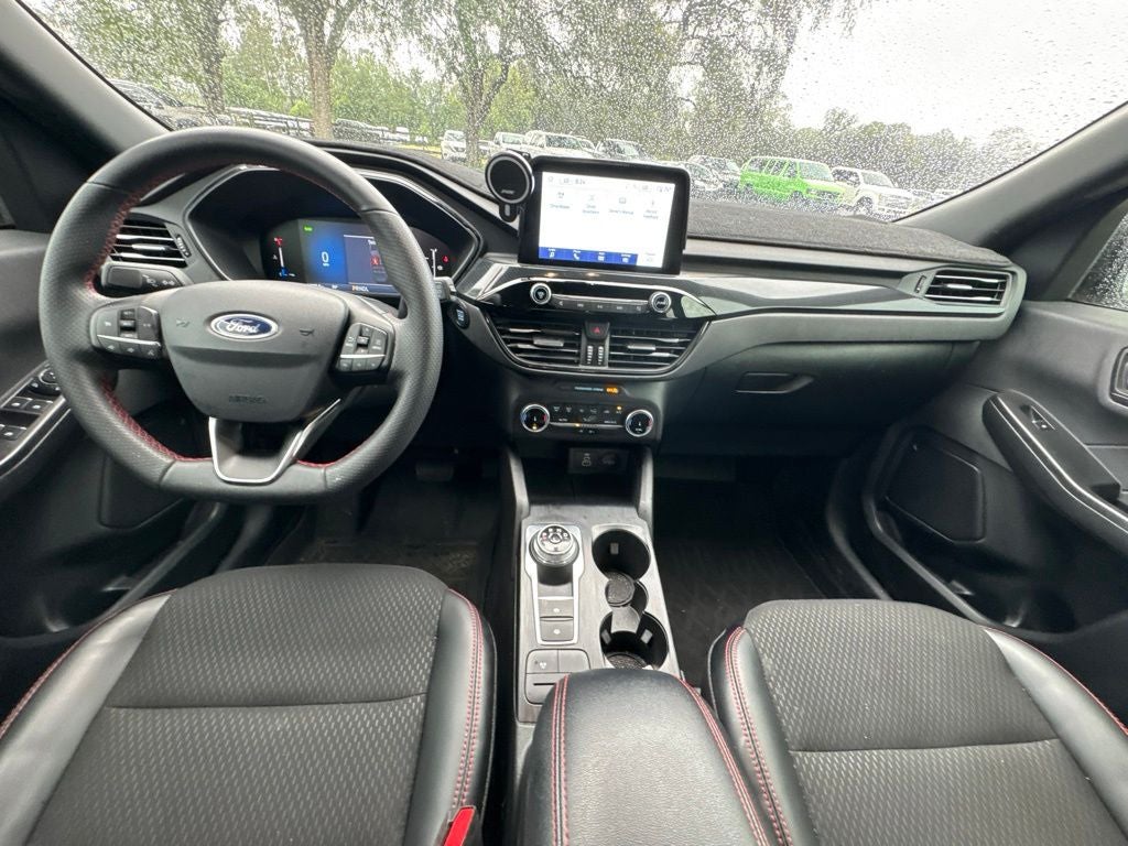 2025 Ford Escape Hybrid ST-Line