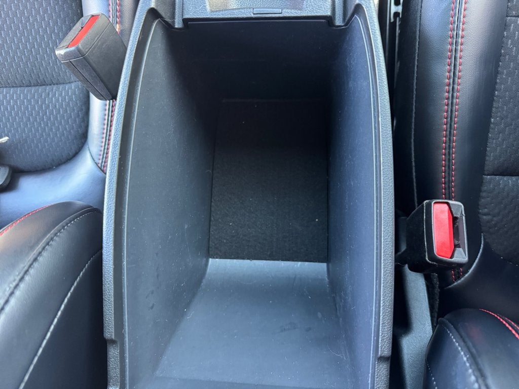 2025 Ford Escape Hybrid ST-Line