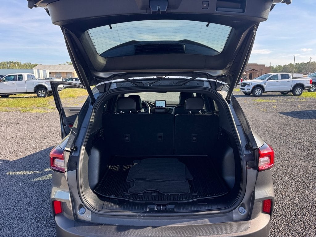 2025 Ford Escape Hybrid ST-Line