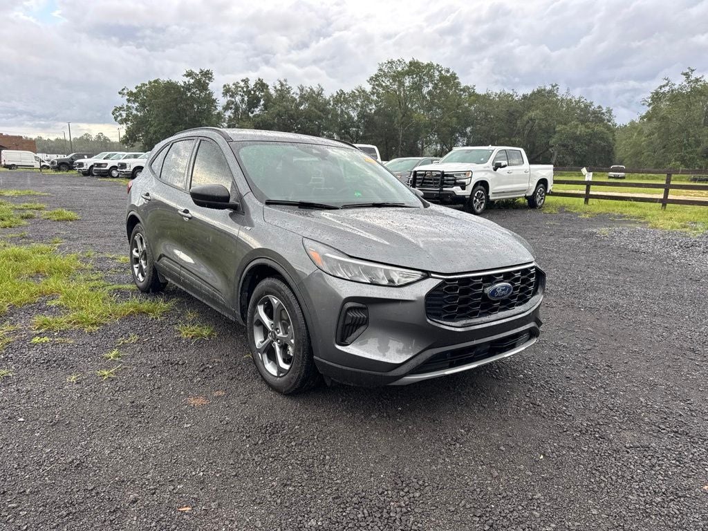 2025 Ford Escape Hybrid ST-Line
