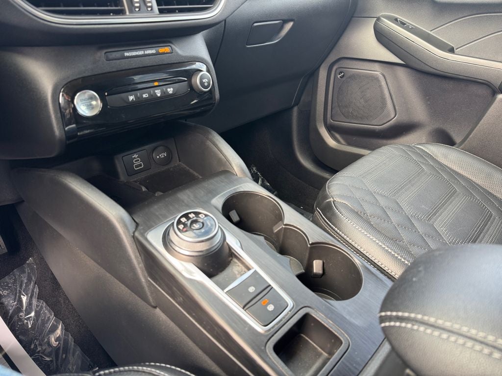 2024 Ford Escape Hybrid Platinum