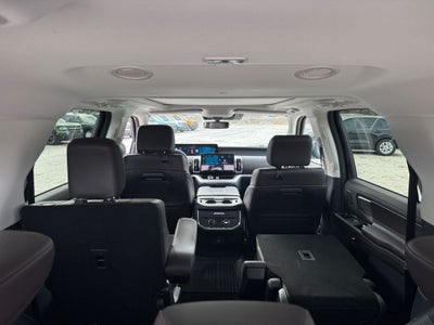 2025 Ford Expedition Max Platinum PLUS