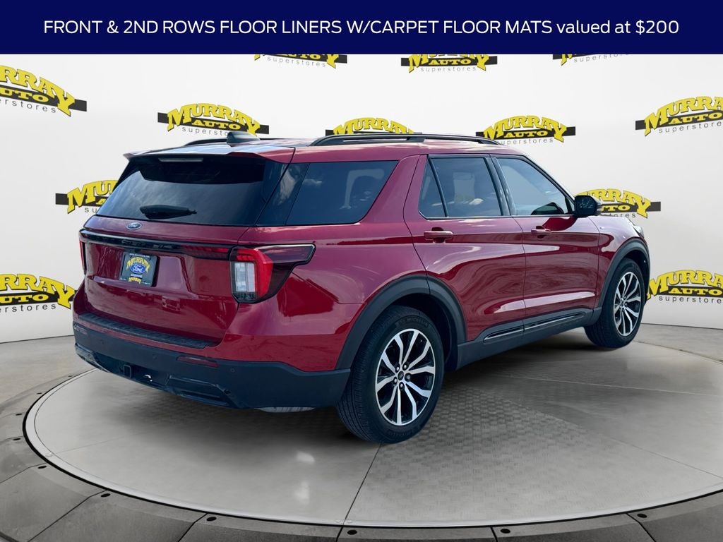 2025 Ford Explorer ST-Line