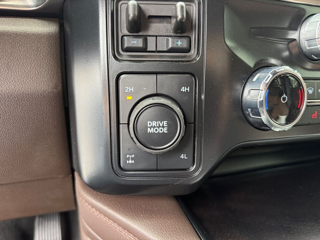 2025 Ford F-250SD King Ranch HIGH OUTPUT