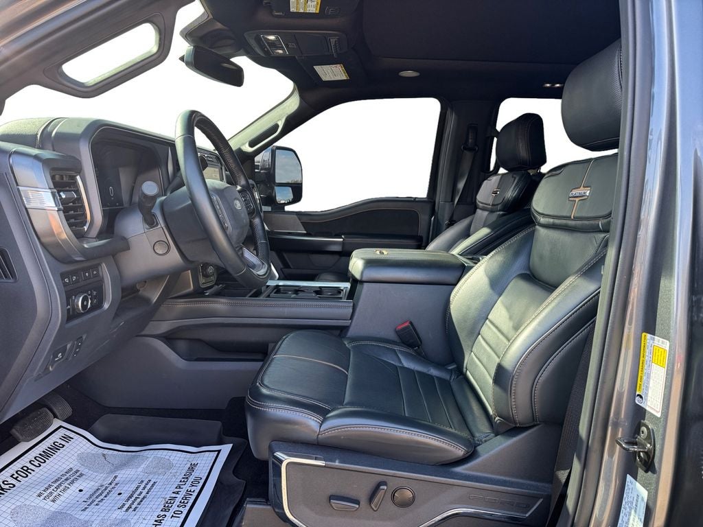 2023 Ford F-350SD Platinum