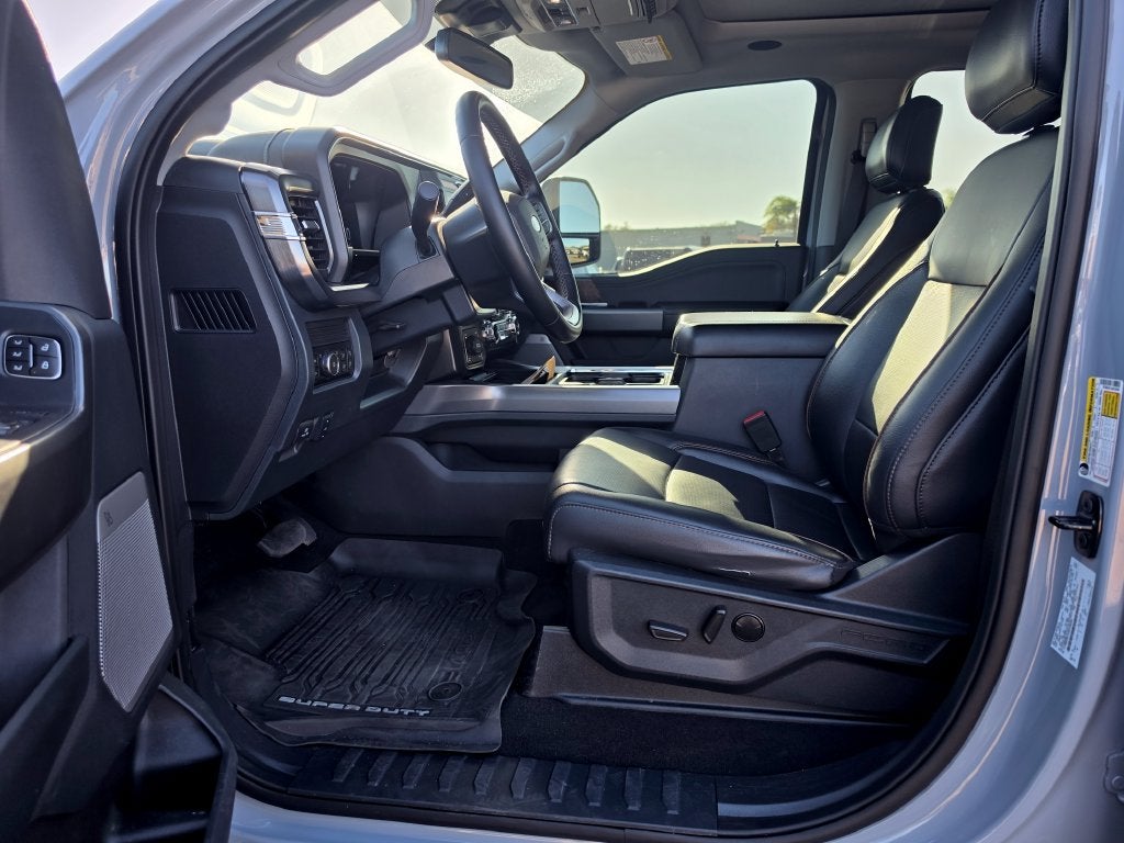 2025 Ford F-350SD Lariat ULTIMATE PKG.