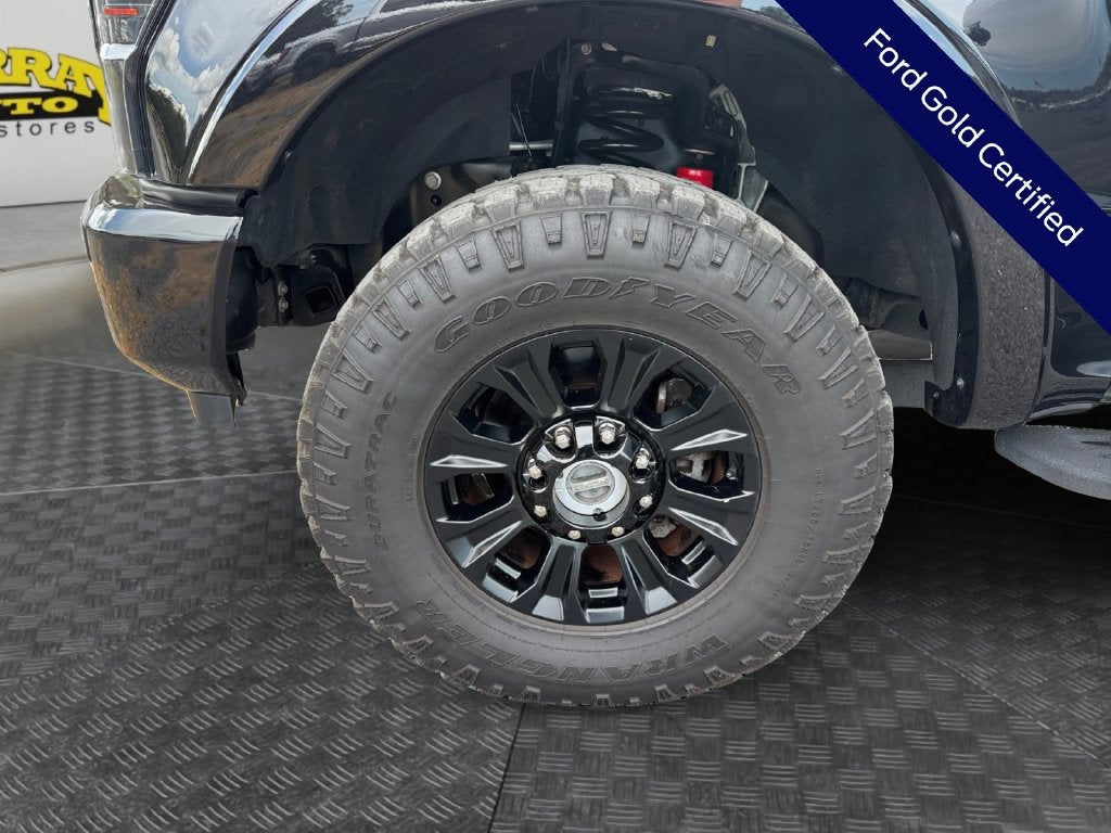 2022 Ford F-350SD Lariat Tremor