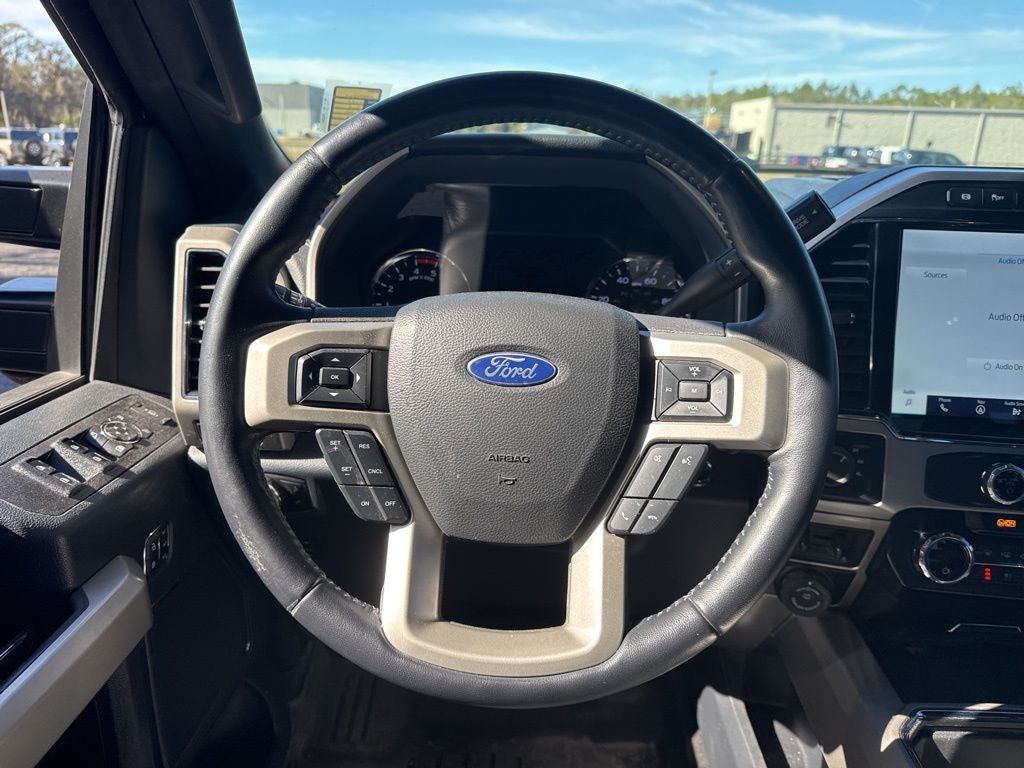 2022 Ford F-350SD Lariat