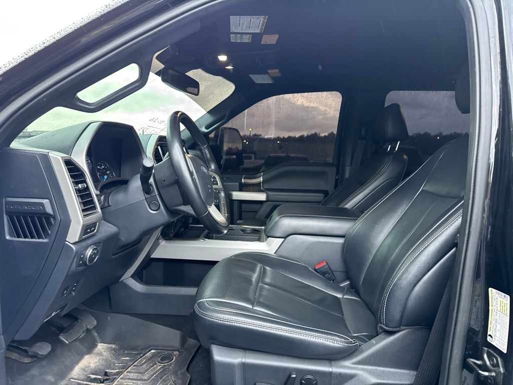 2022 Ford F-350SD Lariat