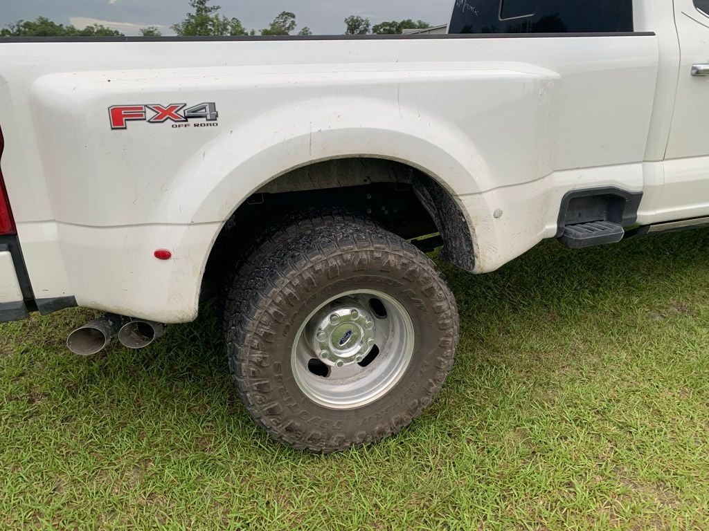 2025 Ford F-350SD Platinum