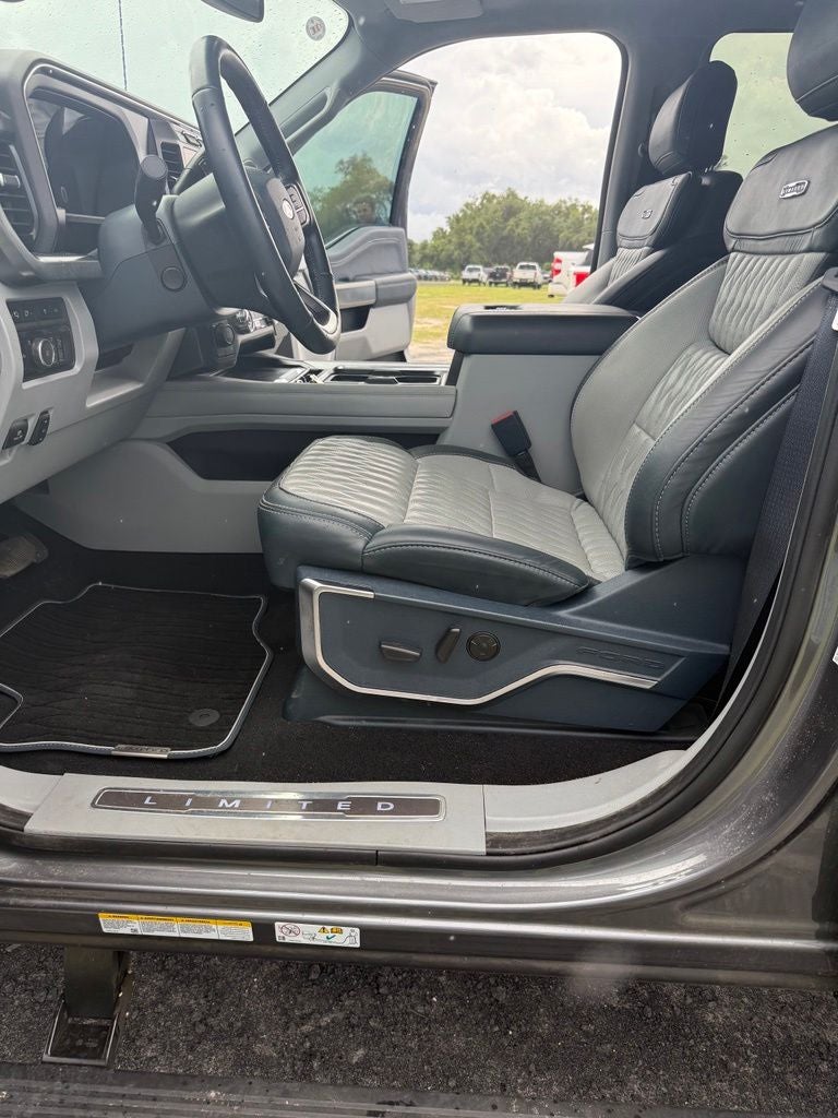 2023 Ford F-450SD Limited DRW