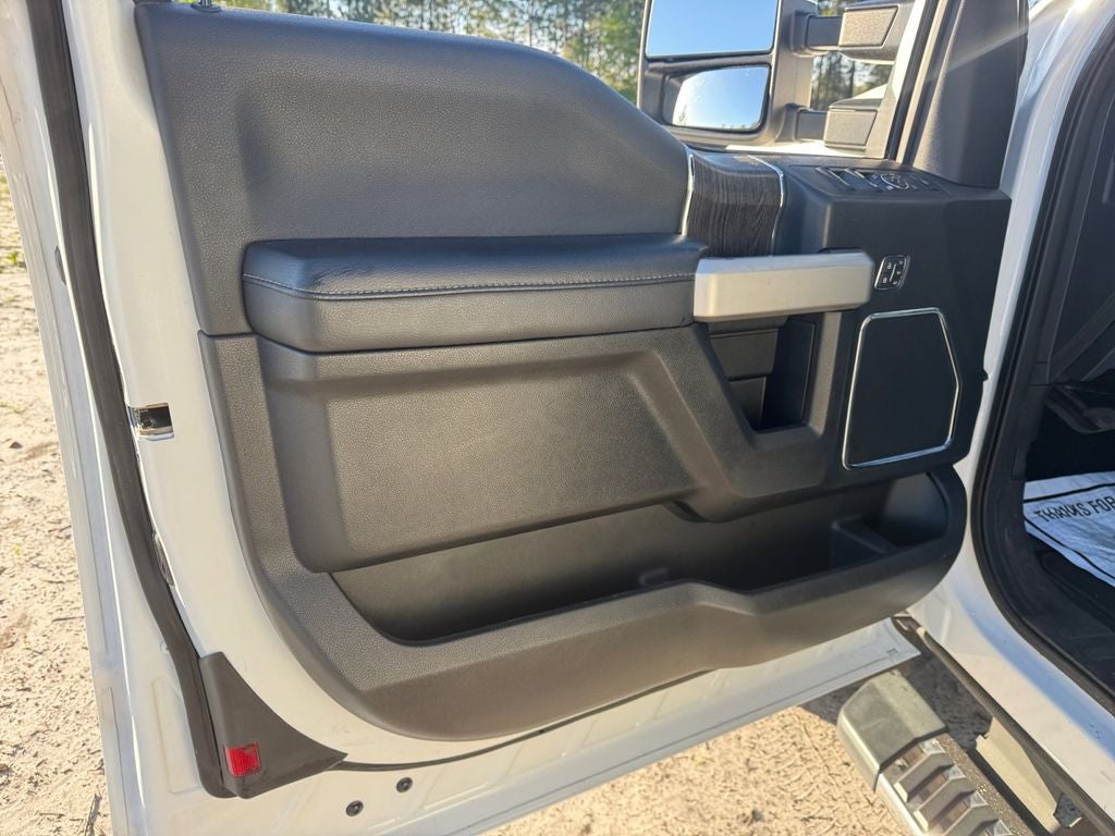 2020 Ford F-250SD Lariat