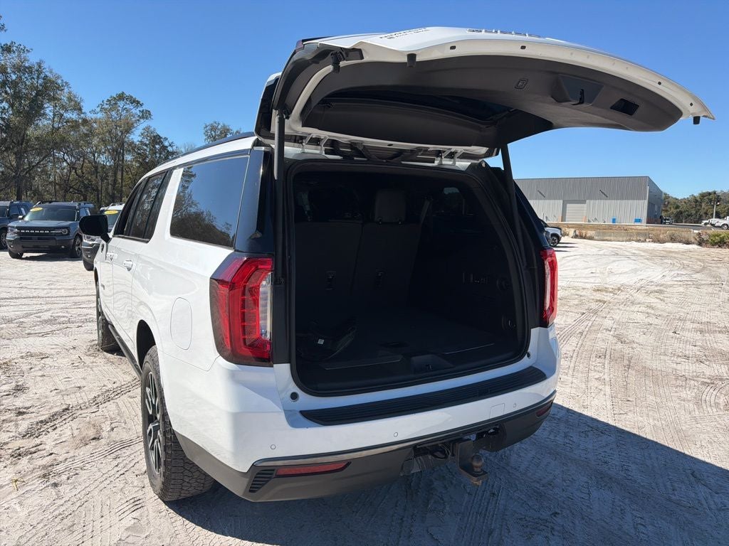 2023 GMC Yukon XL AT4