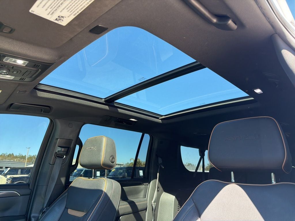 2023 GMC Yukon XL AT4