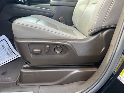 2025 Chevrolet Suburban LT