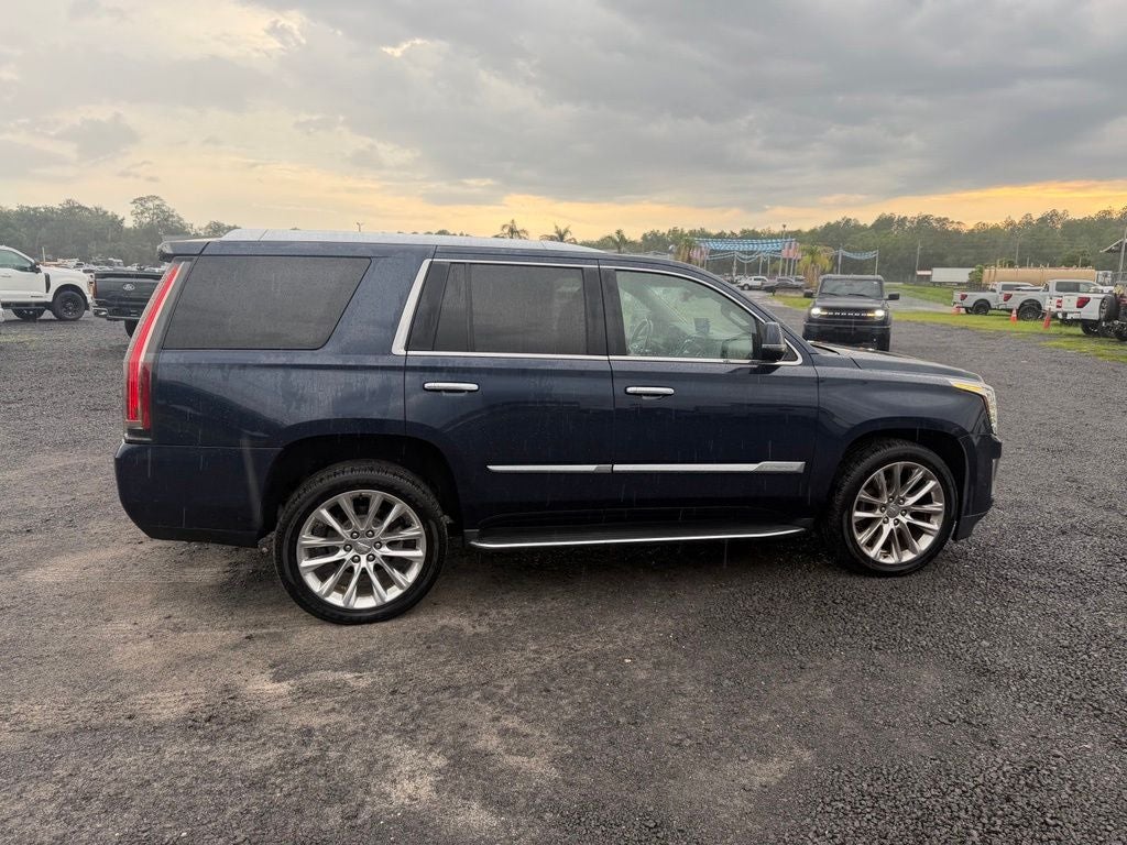 2019 Cadillac Escalade Luxury