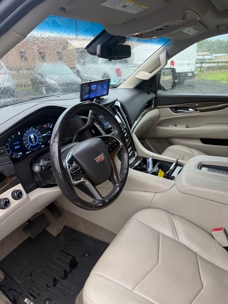 2019 Cadillac Escalade Luxury