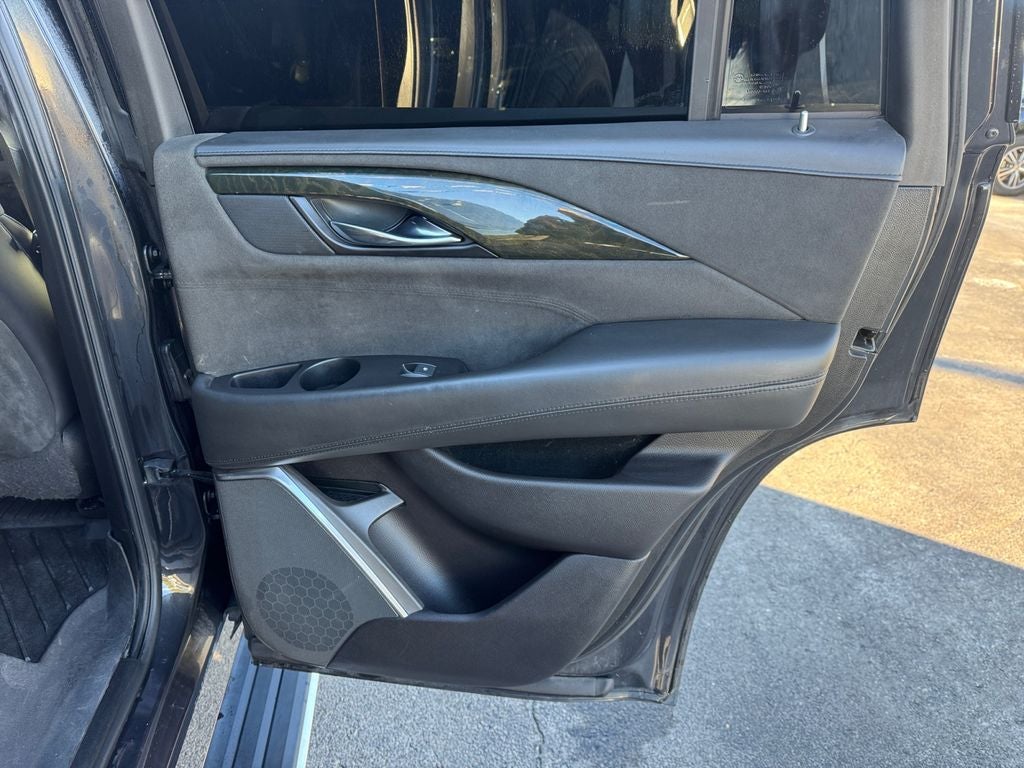 2019 Cadillac Escalade Platinum Edition