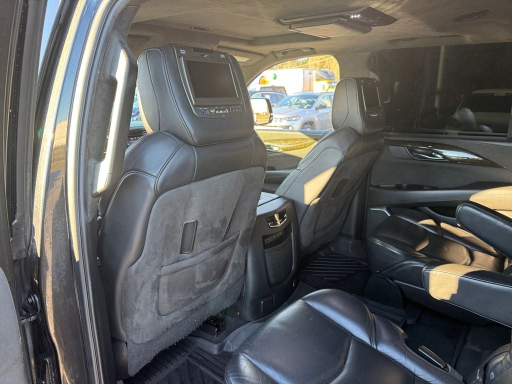 2019 Cadillac Escalade Platinum Edition