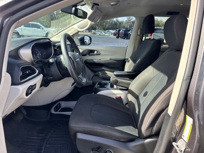2020 Chrysler Pacifica Touring