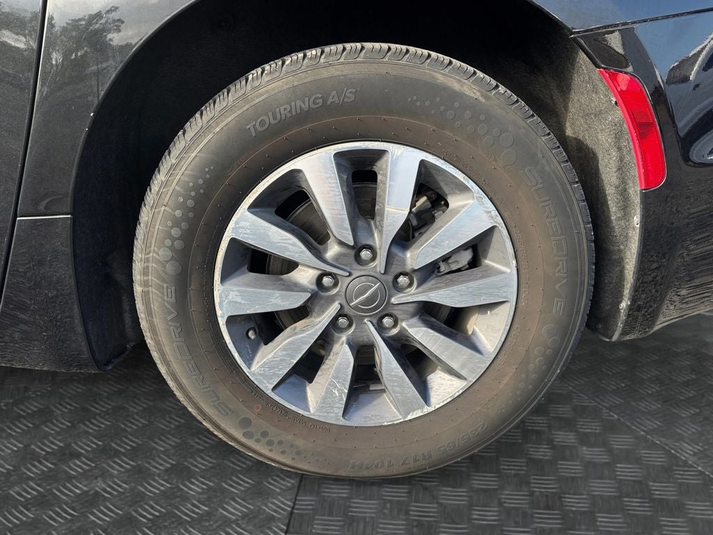 2024 Chrysler Pacifica Hybrid Select