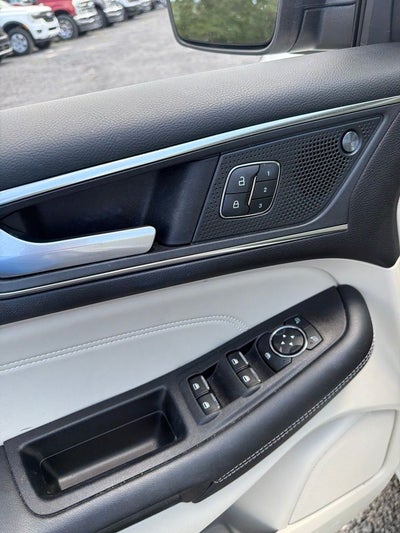 2021 Ford Edge Titanium