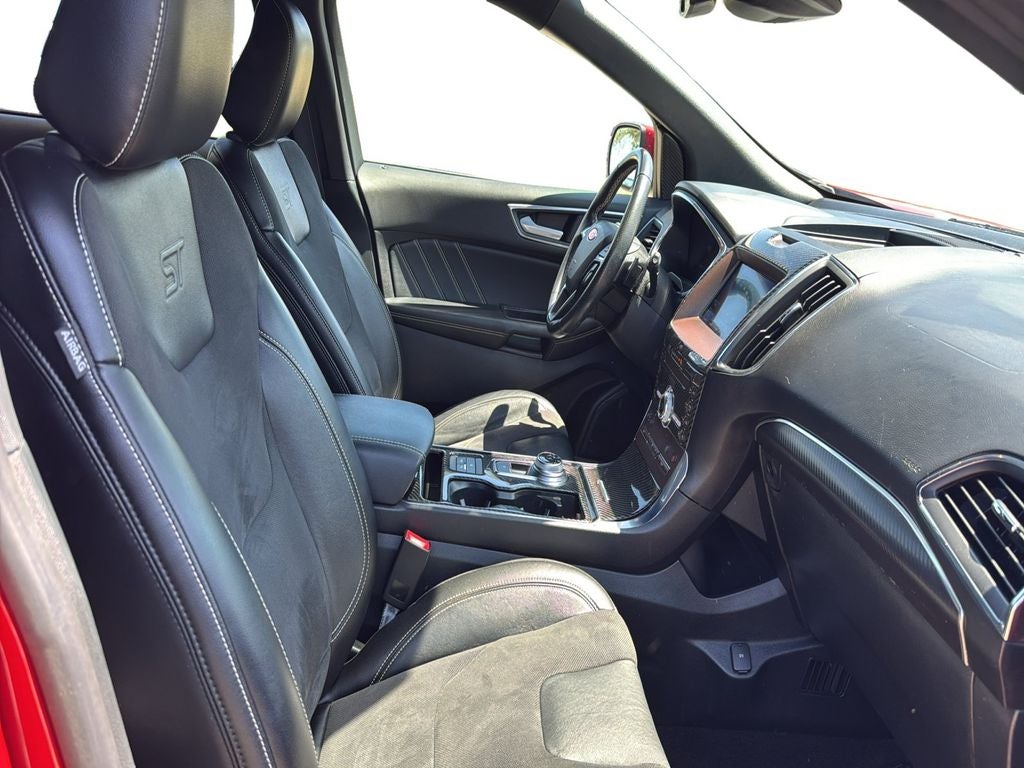 2020 Ford Edge ST