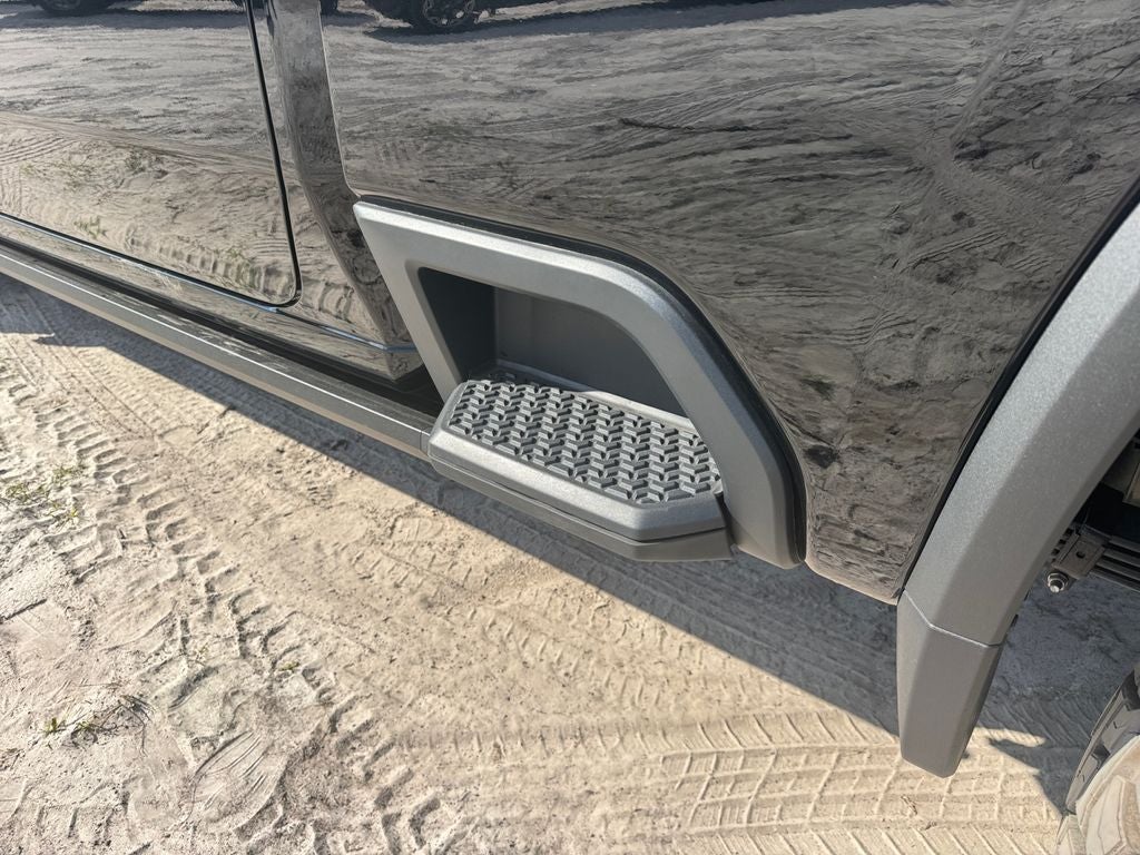 2024 Chevrolet Silverado 3500HD LTZ