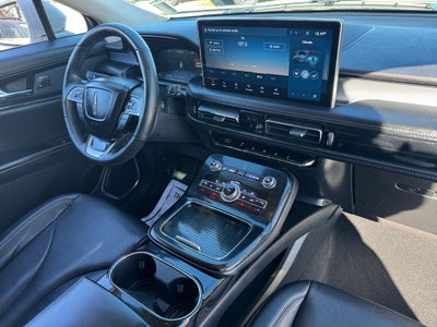 2022 Lincoln Nautilus Standard