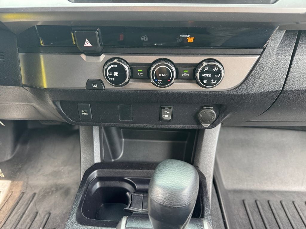 2016 Toyota Tacoma SR5