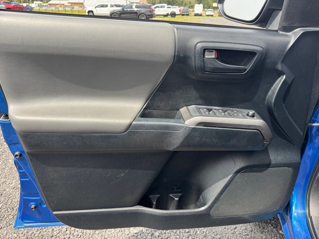 2016 Toyota Tacoma SR5