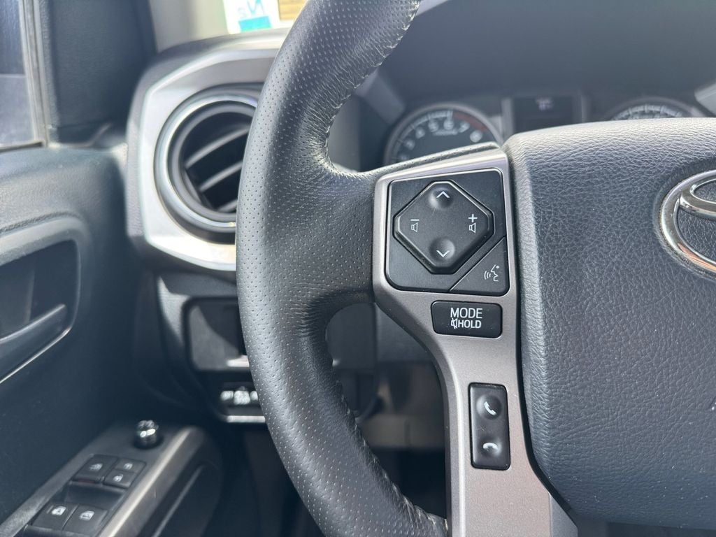 2016 Toyota Tacoma SR5