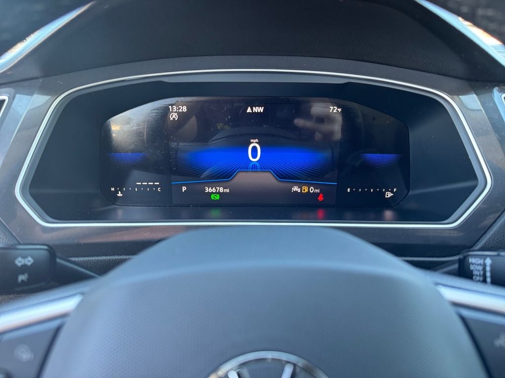 2024 Volkswagen Tiguan 2.0T SE