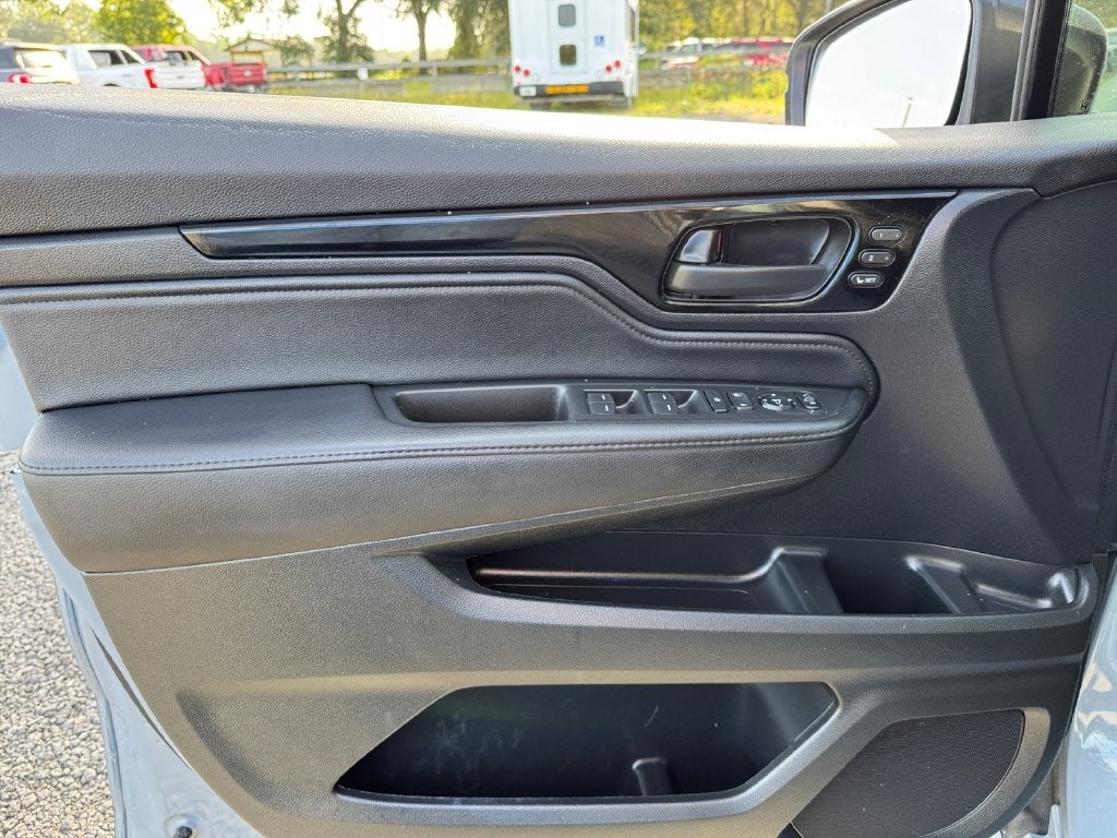 2025 Honda Odyssey Touring