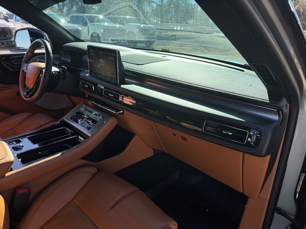 2024 Lincoln Aviator Black Label