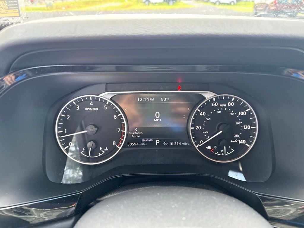 2025 Nissan Pathfinder SV