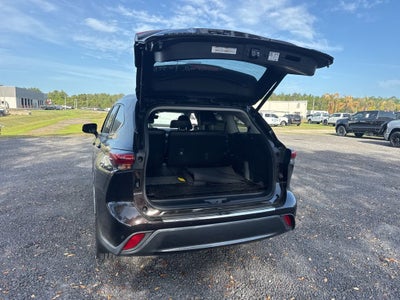 2022 Toyota Highlander Limited