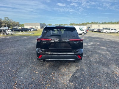 2022 Toyota Highlander Limited