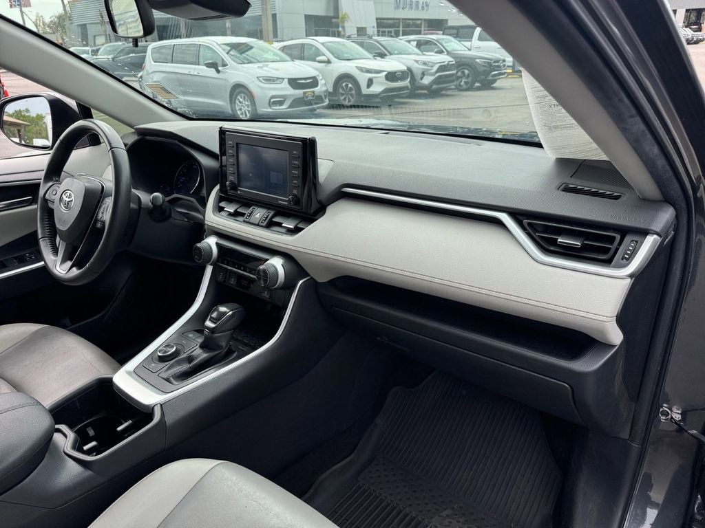 2022 Toyota RAV4 Hybrid XLE Premium