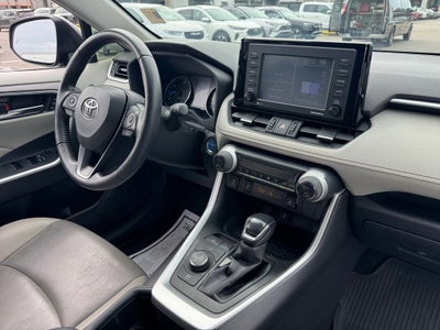 2022 Toyota RAV4 Hybrid XLE Premium