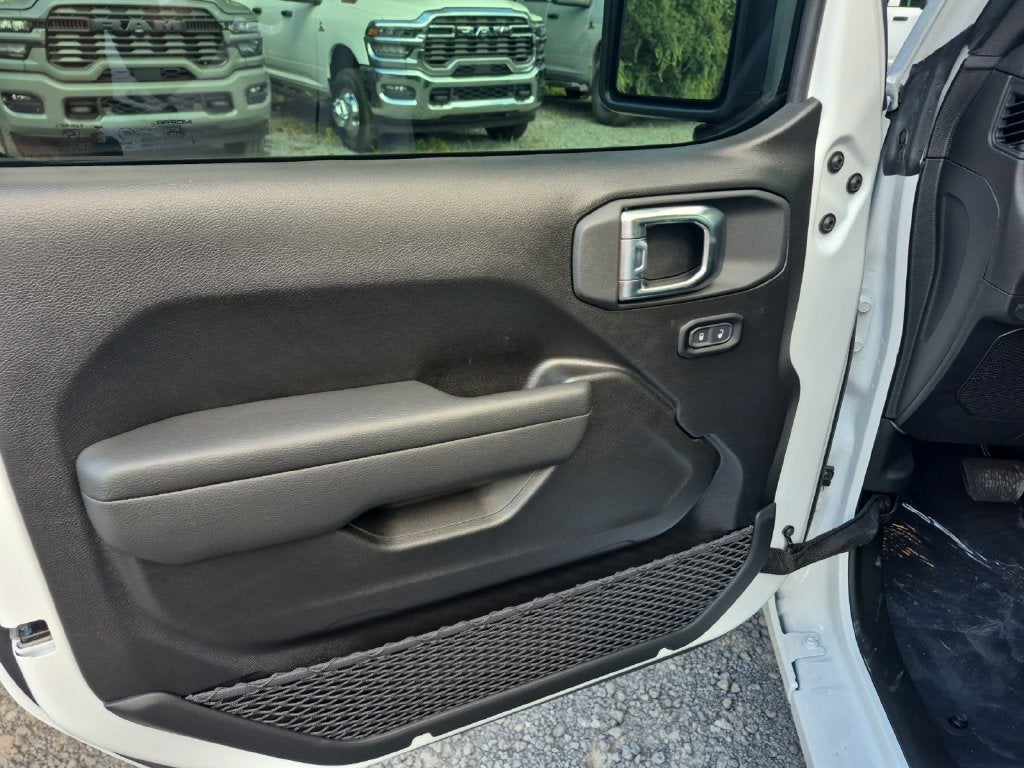 2027 Jeep Wrangler WRANGLER 4-DOOR SPORT