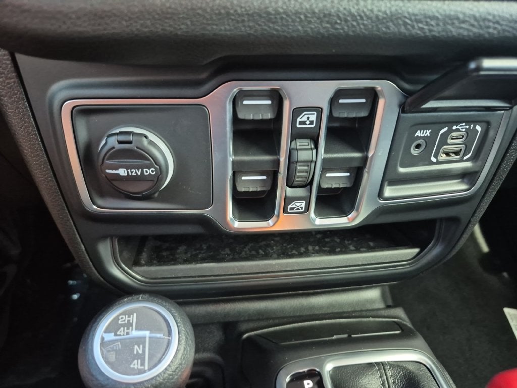 2027 Jeep Wrangler WRANGLER 4-DOOR SPORT