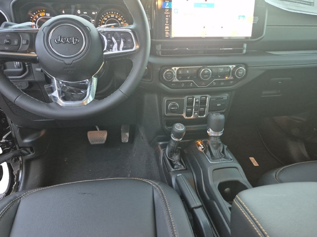 2027 Jeep Wrangler WRANGLER 4-DOOR SAHARA