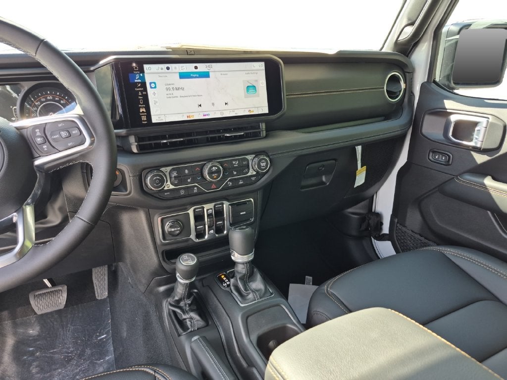 2027 Jeep Wrangler WRANGLER 4-DOOR SAHARA