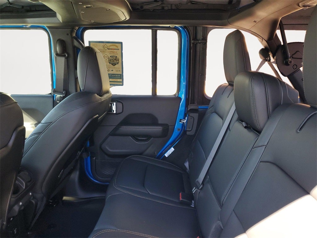 2025 Jeep Wrangler WRANGLER 4-DOOR SAHARA