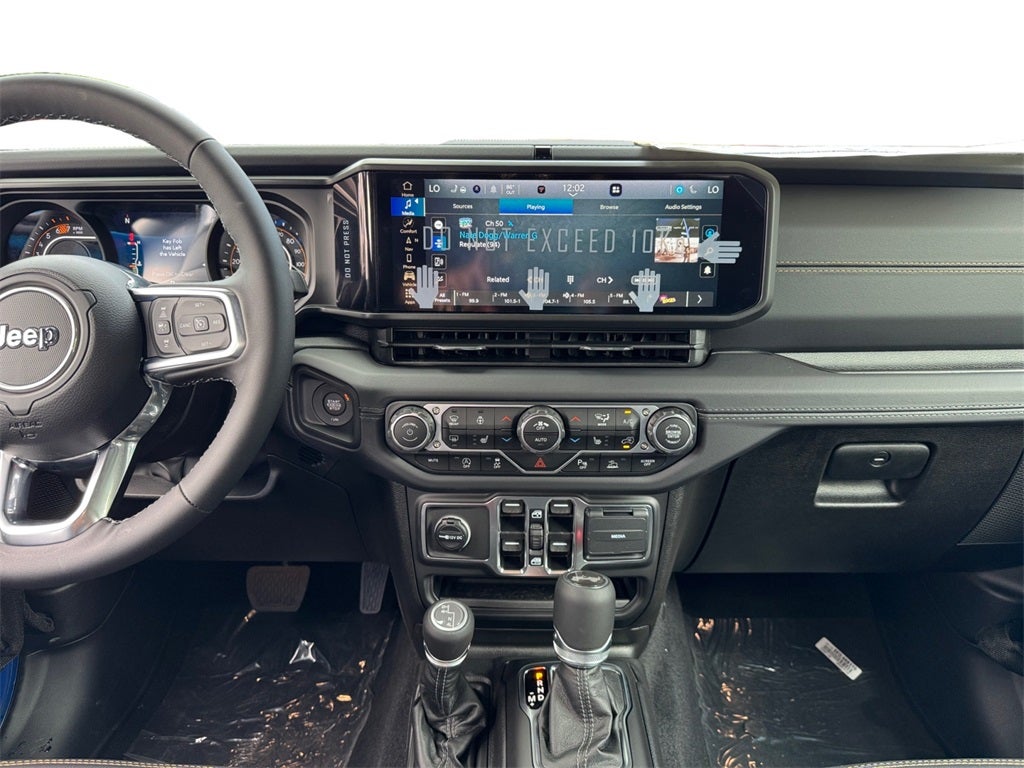 2025 Jeep Wrangler WRANGLER 4-DOOR SAHARA